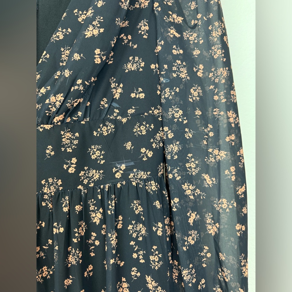 Mac Duggal Black Floral Long Sleeve Chiffon A-Line Gown Sz 2 NEW - Picture 8 of 14